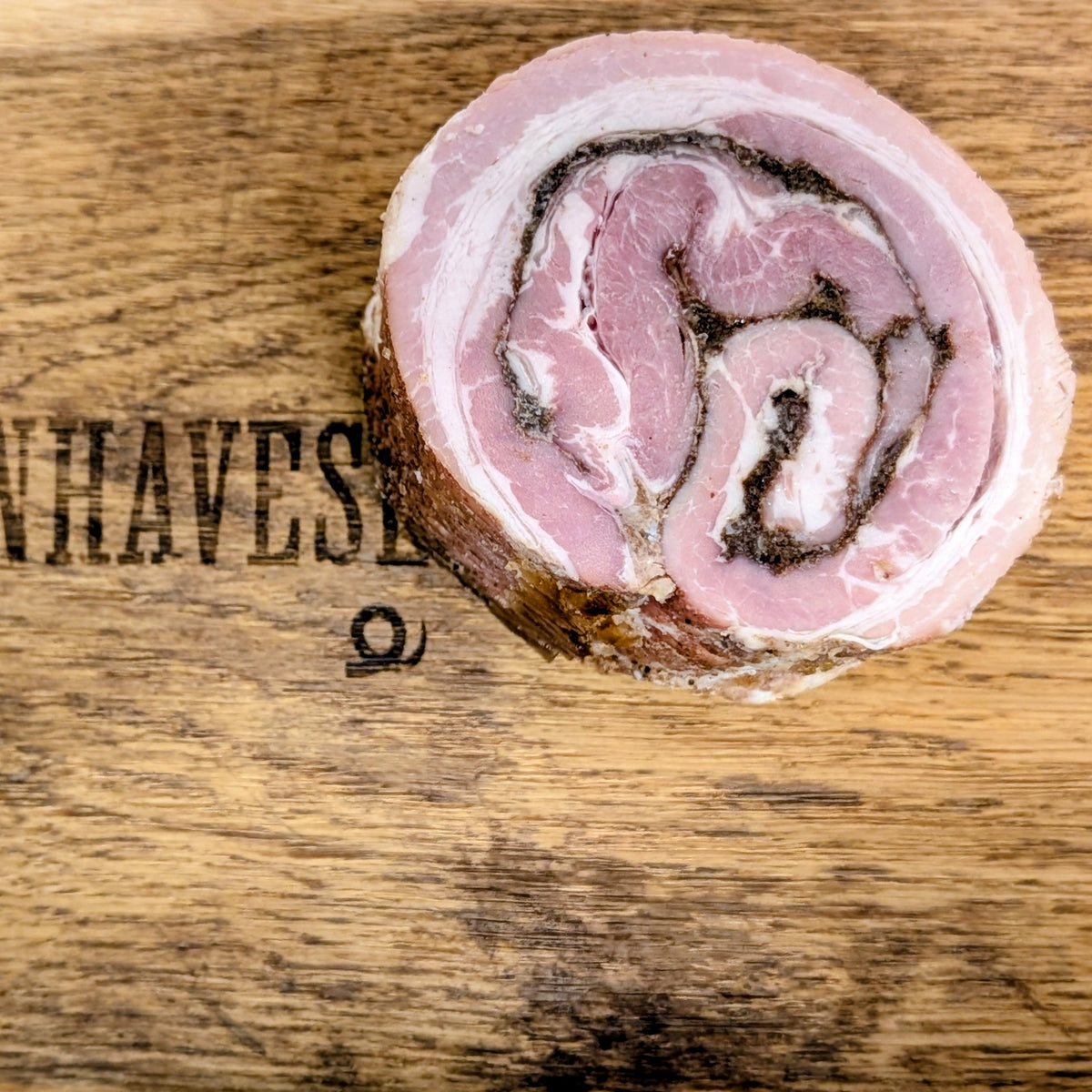 Hjemmelavet rullepølse af dansk gris