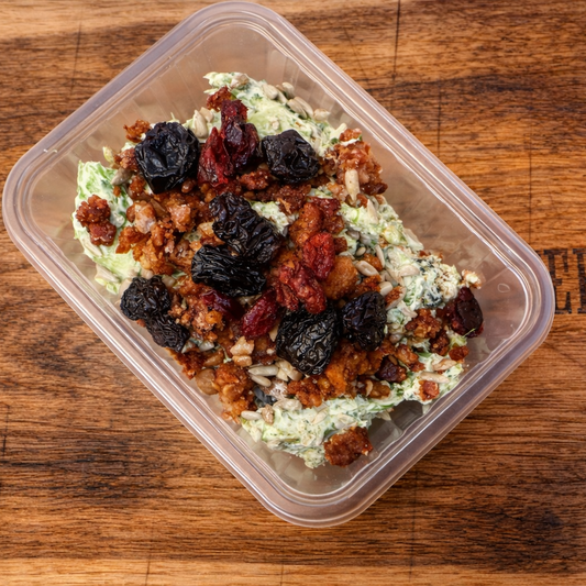 Broccolisalat min. 500g.