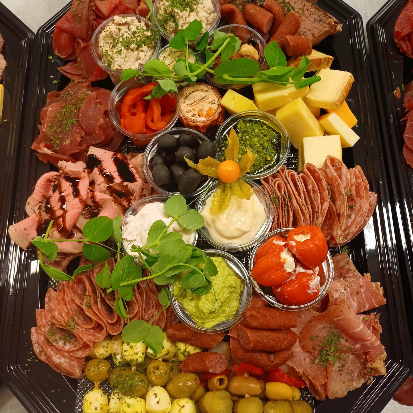 Tapasanretning – minimum 4 kuverter (stor anretning)